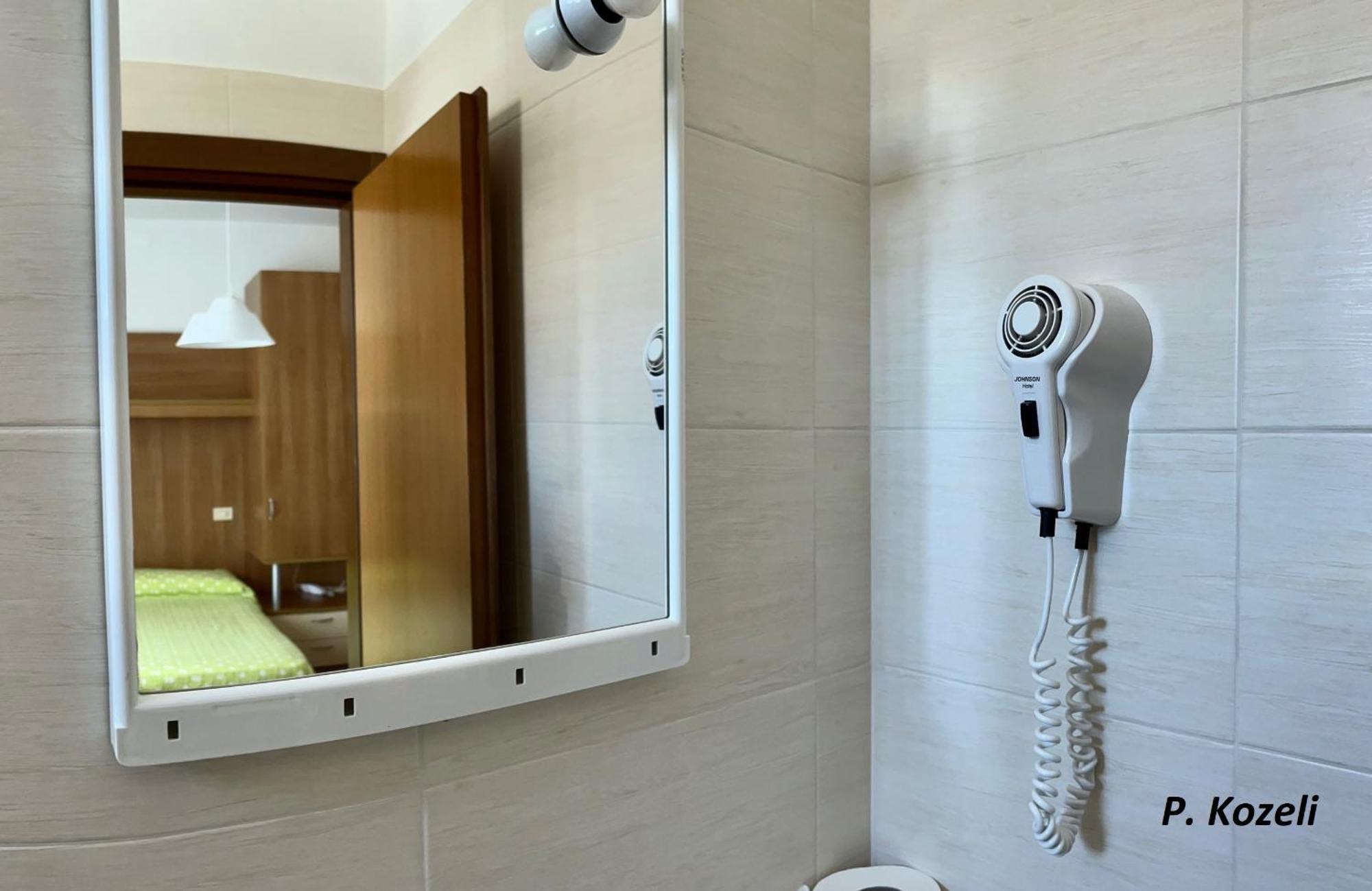 Hotel Galles Jesolo Esterno foto