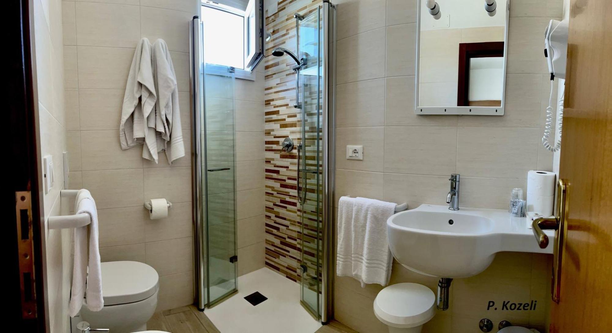 Hotel Galles Jesolo Esterno foto